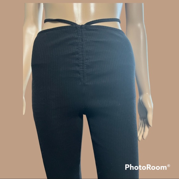 SHEIN Lace Up Back Flare Leg Pants. Size: 2 - Picture 5 of 7